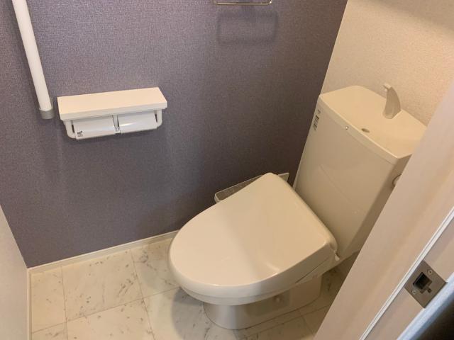 カーサ　プラーチド トイレ
