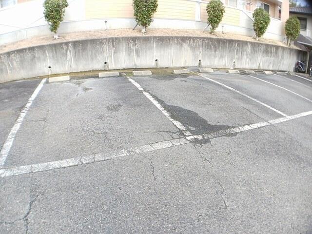 甲西サンライフＡ（203） 駐車場