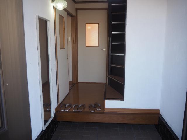 野洲市栄一戸建 玄関
