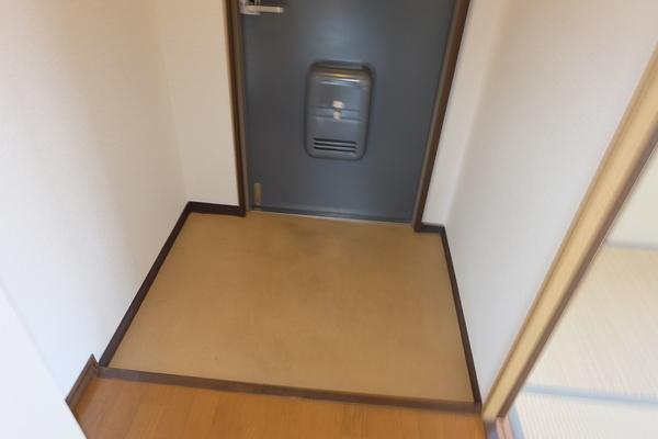 アパートメント178 玄関