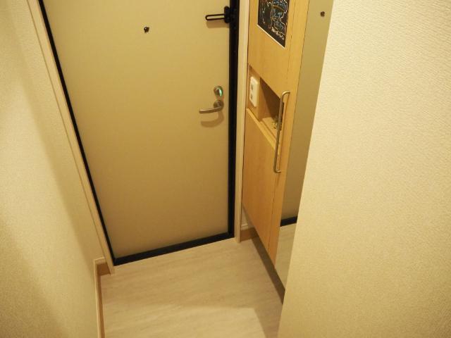 秀豊　4号館 玄関