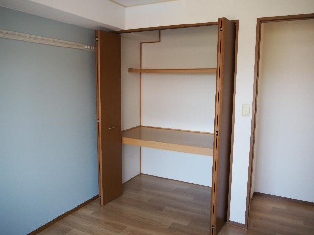 ピアーチェイマイ 収納
