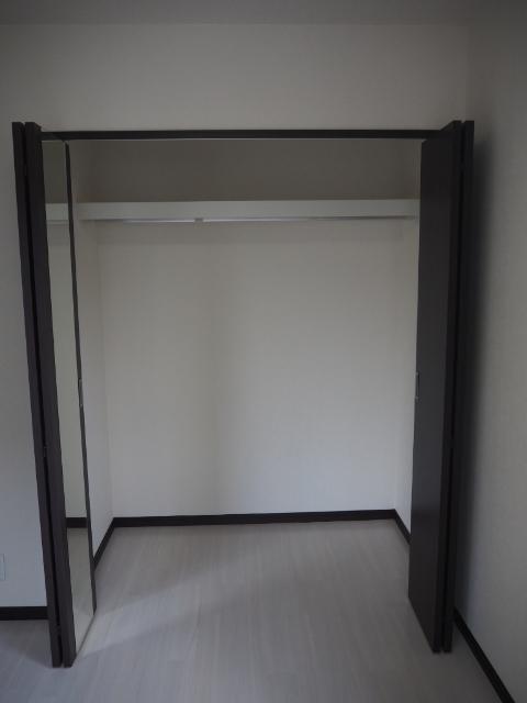 アスルーニ 収納