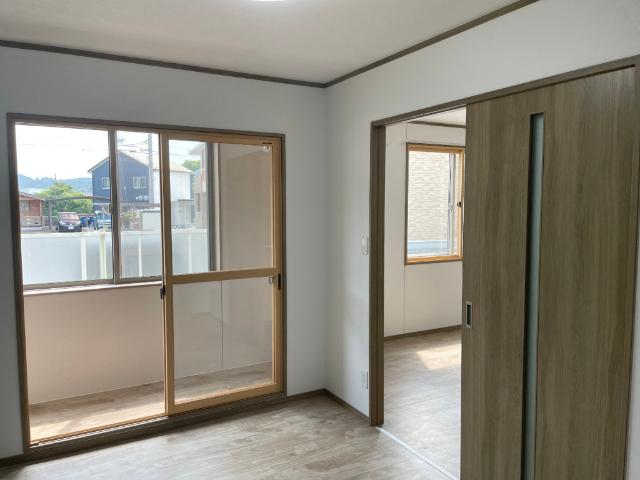 Luz Ov　ﾙｰｽｵｰｳﾞ 室内