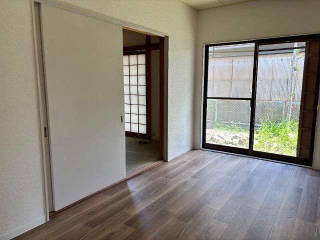 野洲市久野部一戸建 リビング