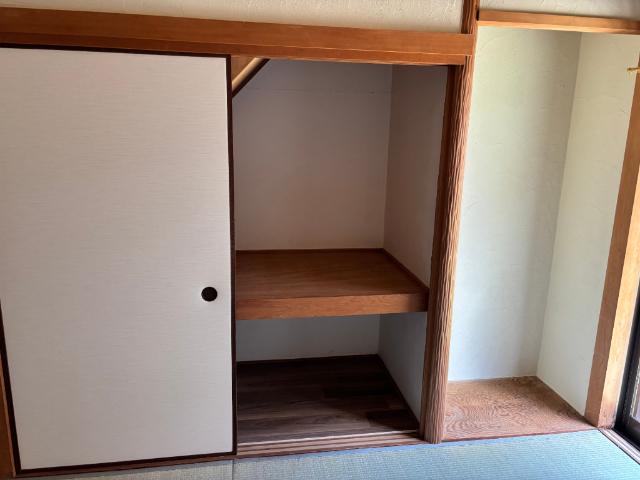 野洲市久野部一戸建 収納