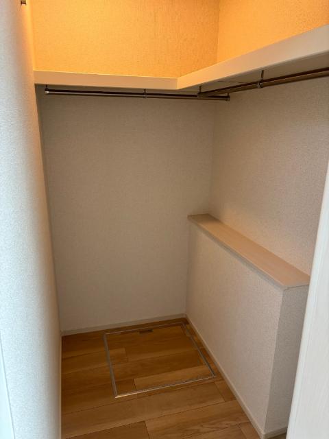 ロイヤル エンブレム 収納