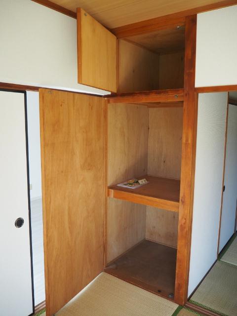アパートメント311 収納