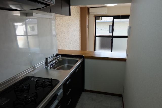 野洲市市三宅マンション キッチン