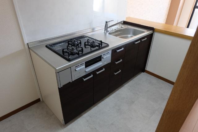 野洲市市三宅マンション キッチン