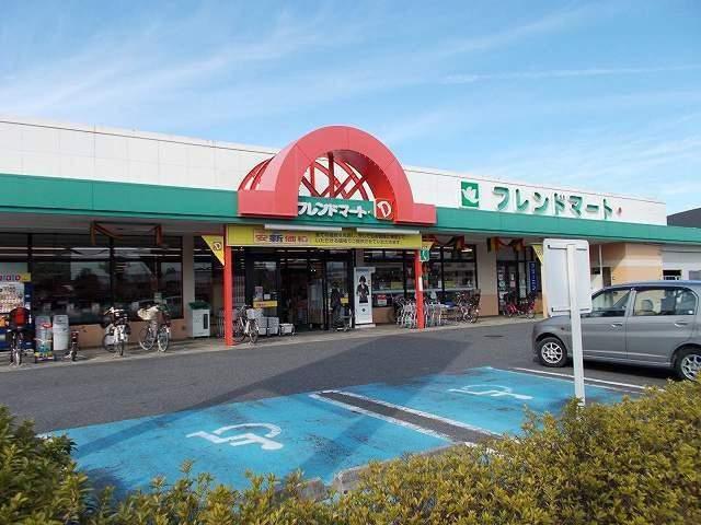 フレンドマート小柿店：953m