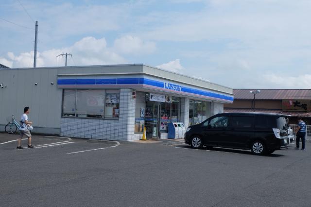 ローソン野洲市三宅店：779m