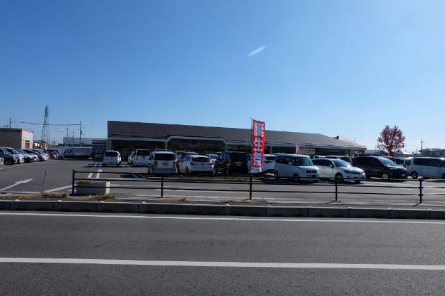 コープもりやま店：571m