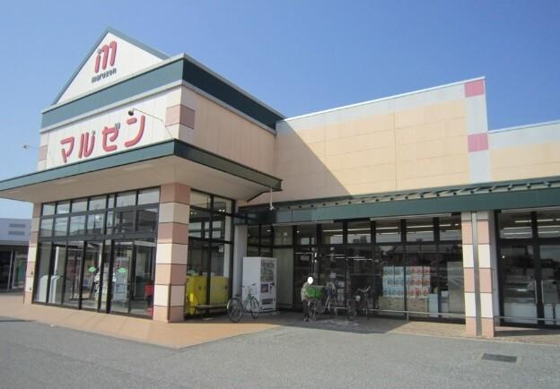 丸善野洲店：251m
