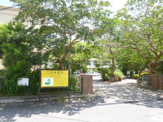 甲賀市立水口小学校：1981m