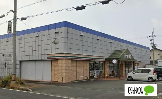 セブンイレブン安曇川駅前店：1001m