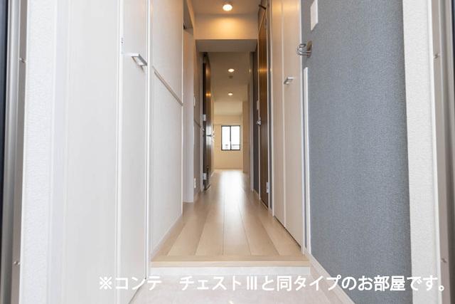フルール近江（202） 玄関