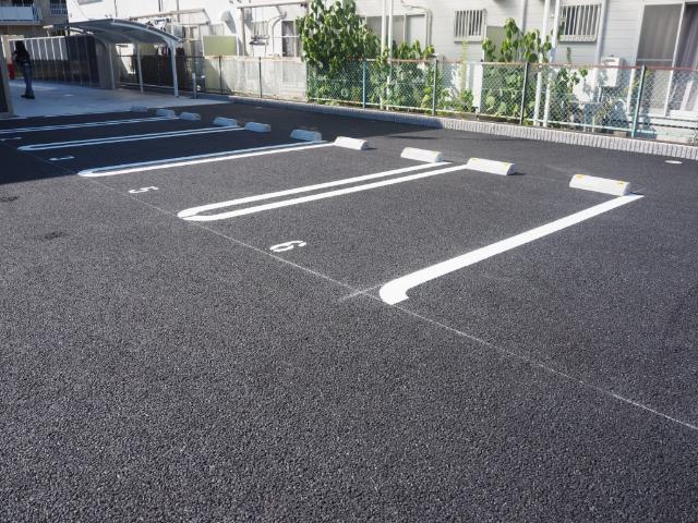 ポンテ・リング弐番館 駐車場