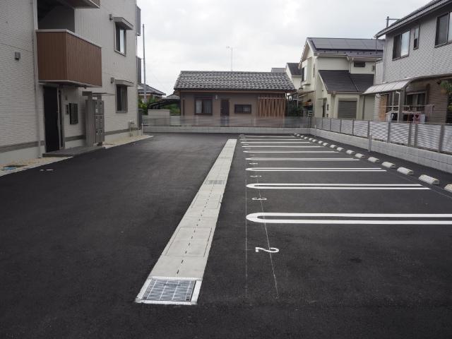 アリア守山 駐車場