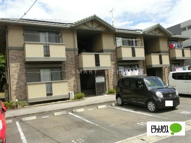グランアクシス堅田 駐車場