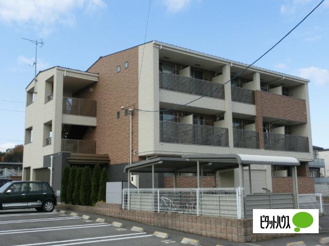 プラシード桜 駐車場
