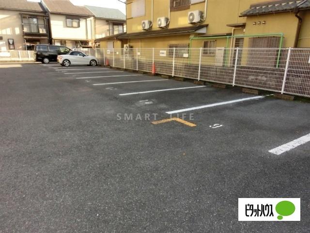 レイクヴュー堅田 駐車場