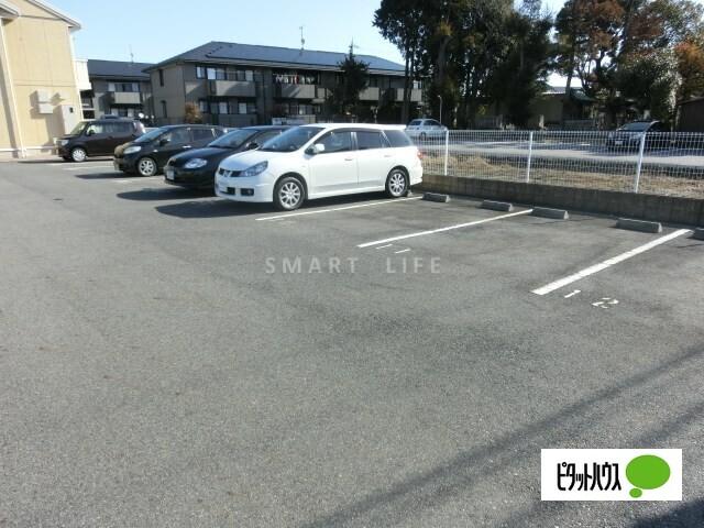 エポックシーマ 駐車場
