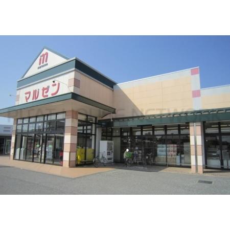 丸善野洲店：895m