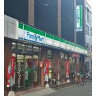 ファミリーマート新井薬師店：188m