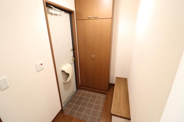 クレセール　Ｂ（1） 玄関