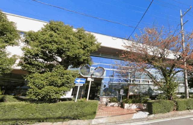 さいたま市立大宮西部図書館：708m