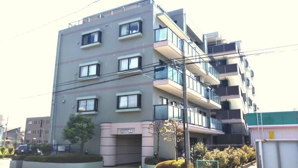 マンション正面