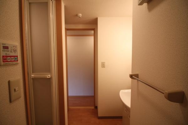 apartment 大辰巳町