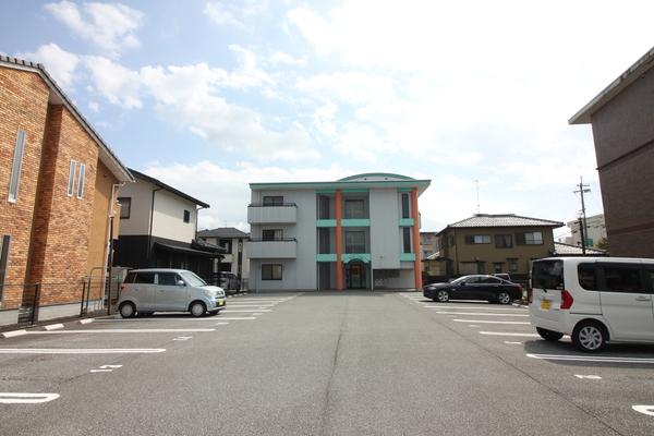 apartment 十里町