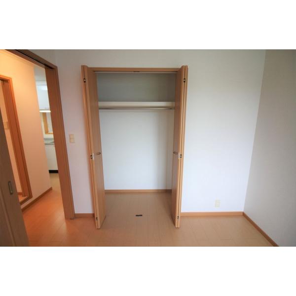 ソレイユ イズミ Ⅰ（205） 収納