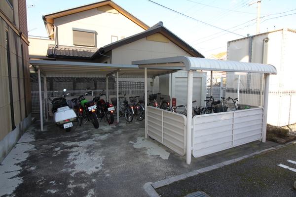 米原市下多良アパート 物件画像