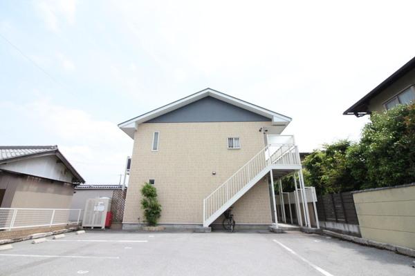 エムズクレスト（101） 駐車場