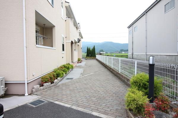 apartment 高月町柏原