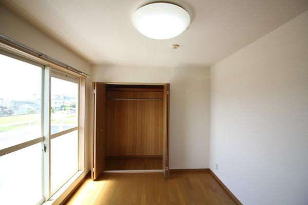 apartment 八幡東町
