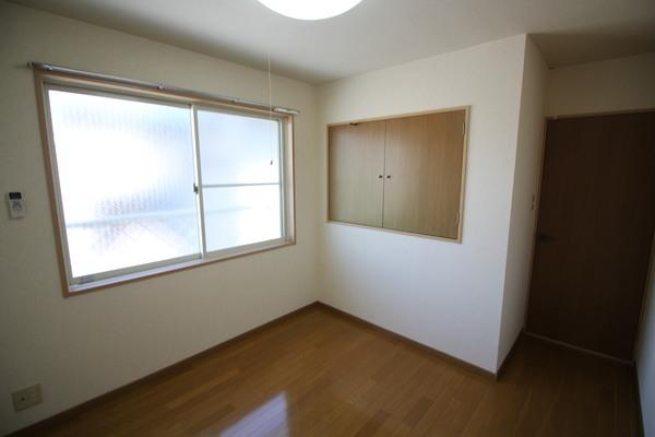 apartment 八幡東町