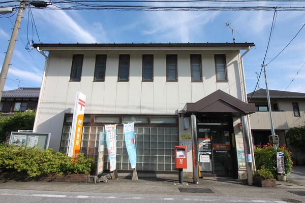 長浜地福寺郵便局：1117m
