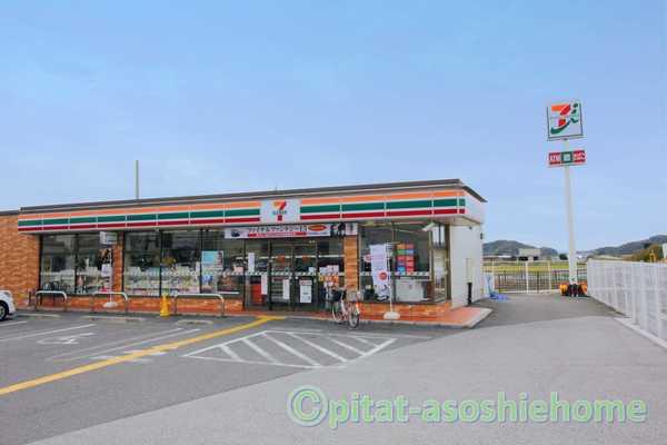 セブンイレブン米原中多良店：617m