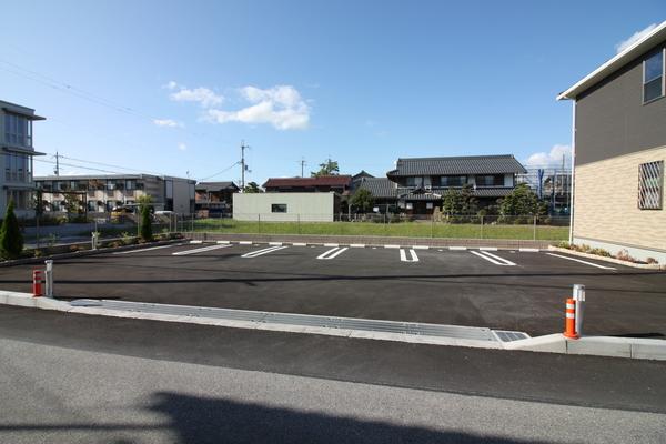 レイワ　コートⅠ（102） 駐車場