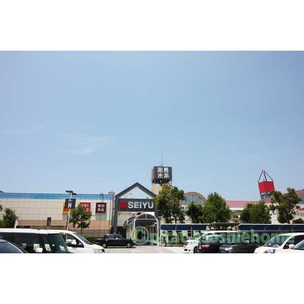 西友長浜楽市店：885m