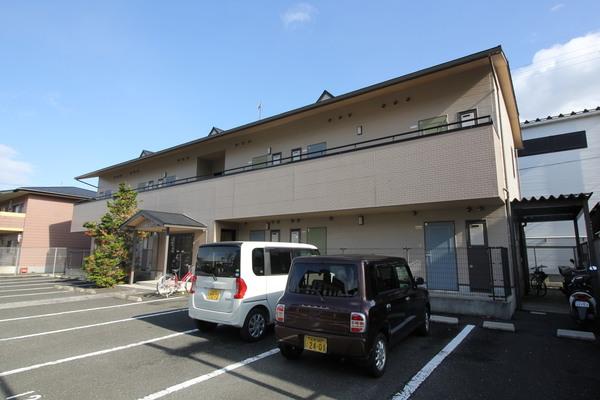apartment 勝町