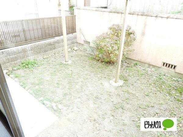近江八幡市出町一戸建 庭