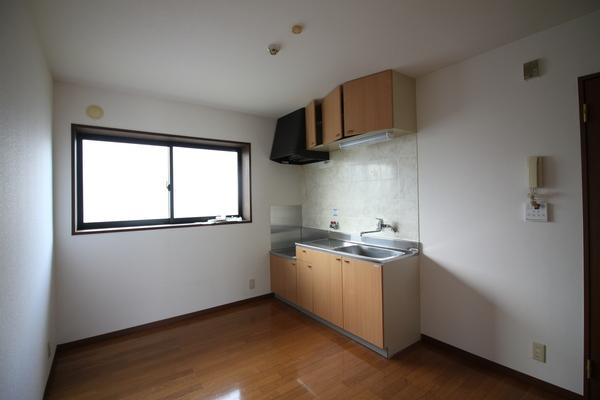 apartment 神照町