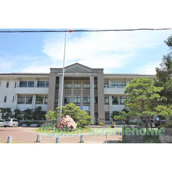 長浜市立南中学校：1884m