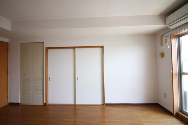 apartment 八幡中山町
