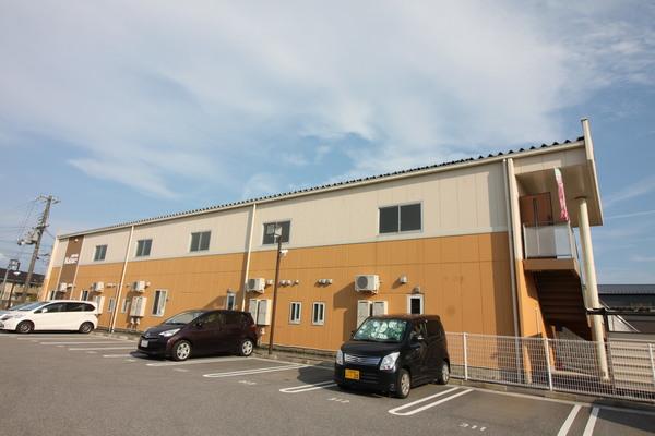 MAISON Nature（206） 駐車場